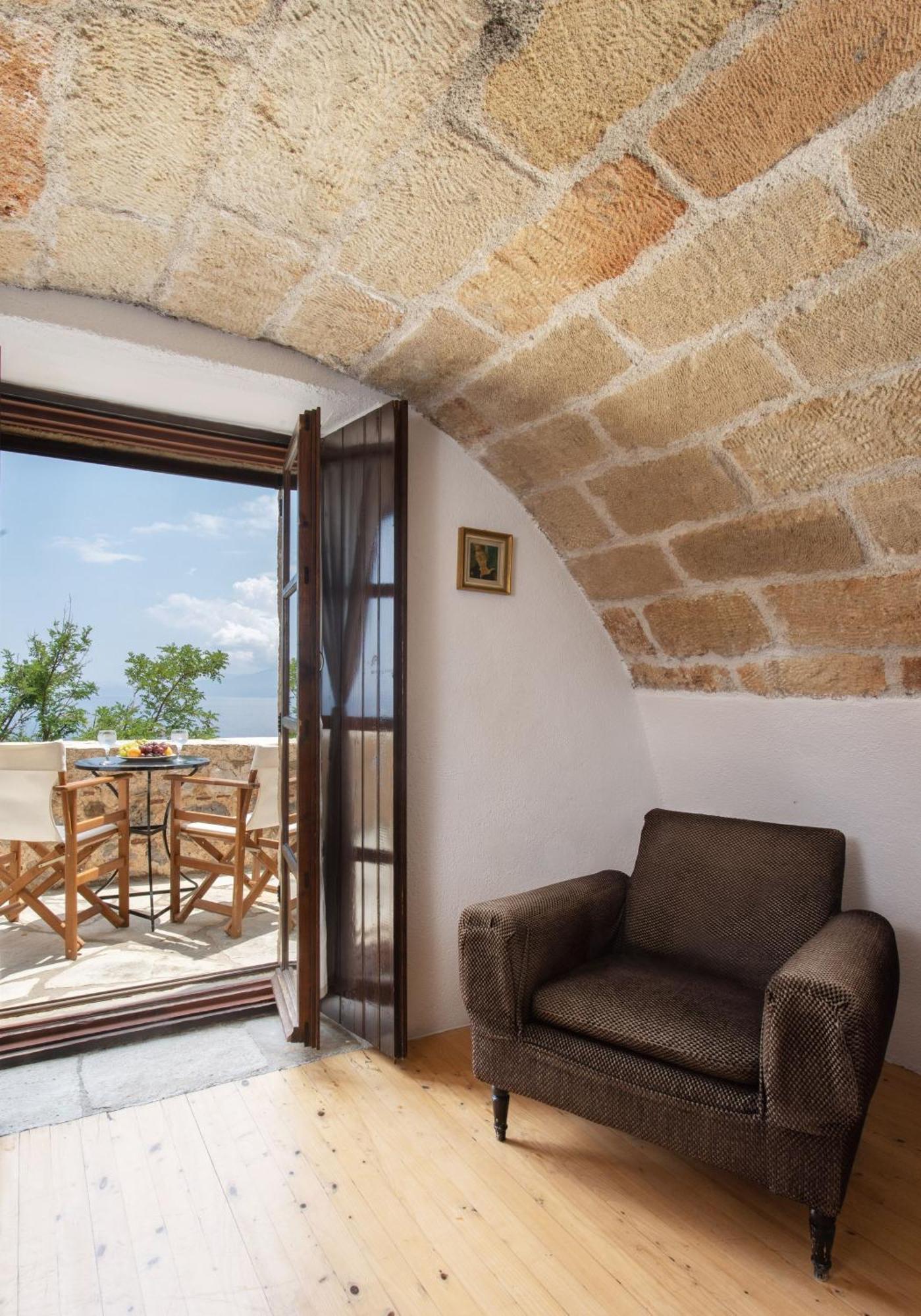 Pablito House-Seaview Monemvasia Nests Екстер'єр фото