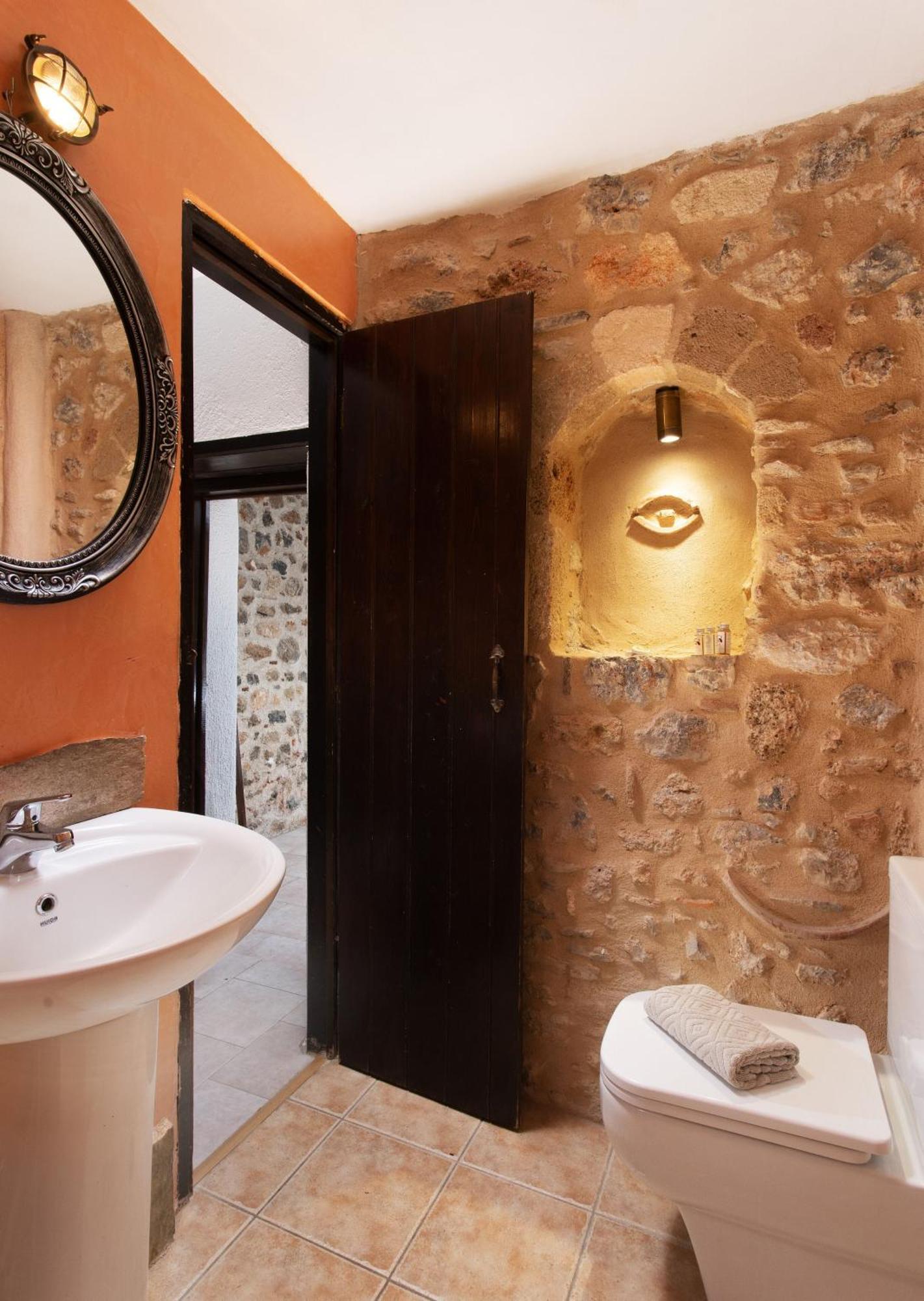 Pablito House-Seaview Monemvasia Nests Екстер'єр фото
